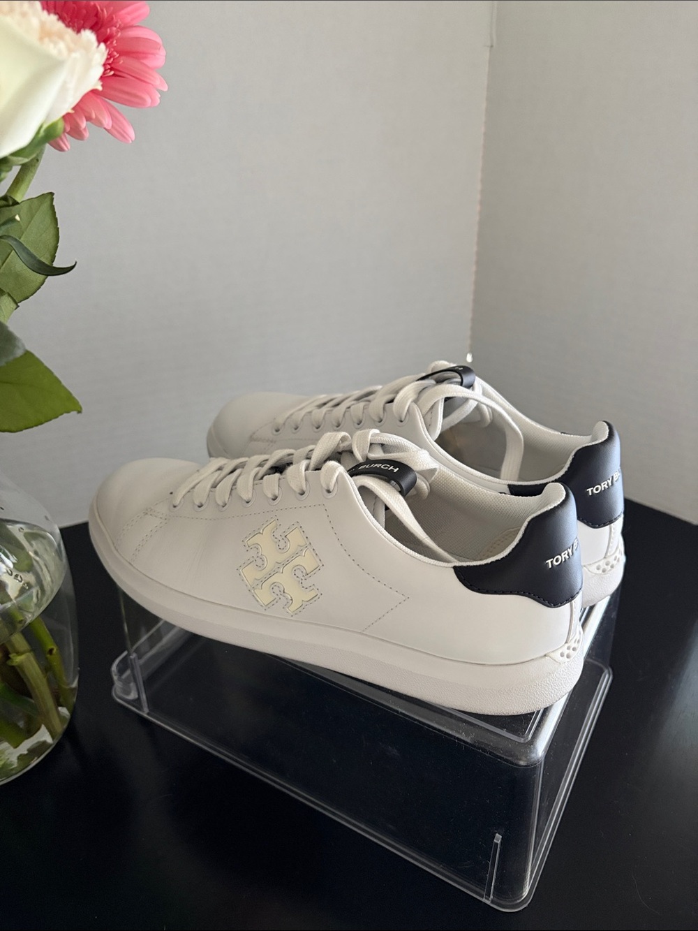 Tory Burch White Leather Sneakers with Navy Blue Heel Tab